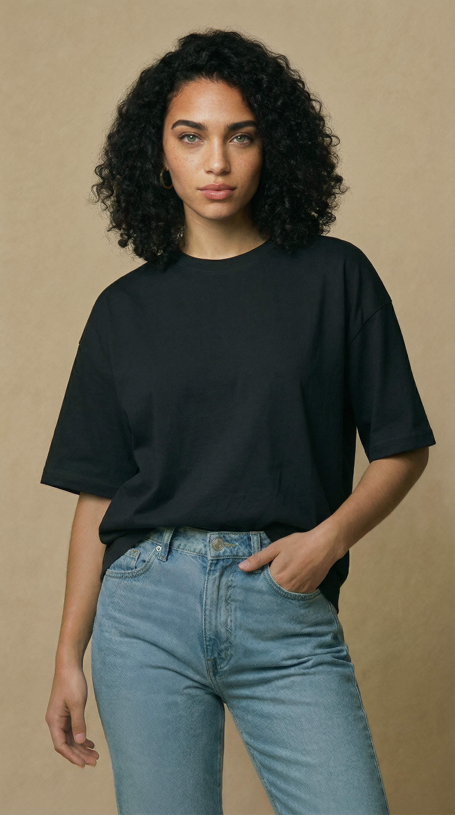 Camiseta Douz Lilia Oversized Preta