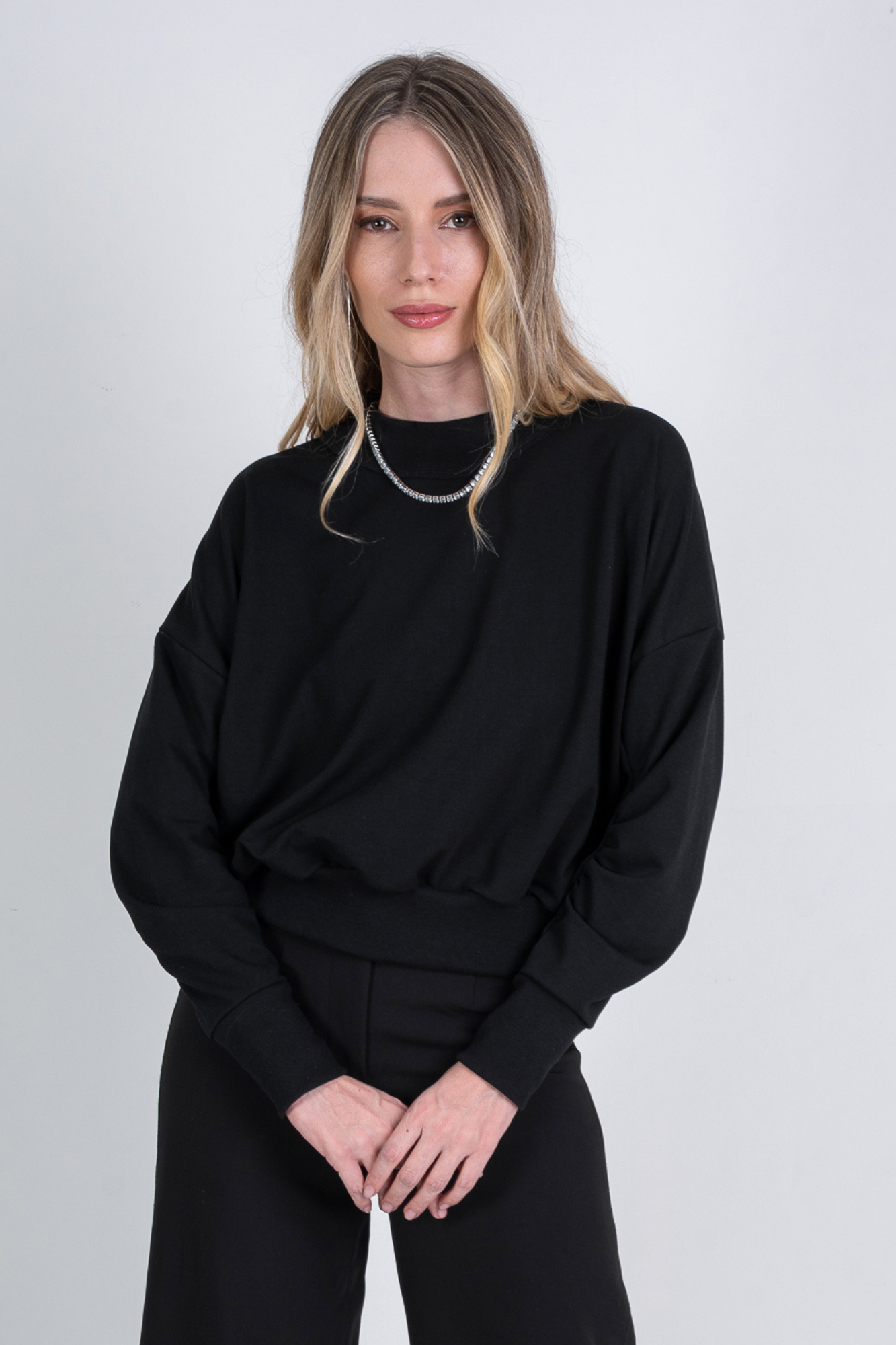 Moletom Moon Manga Franzida Preto