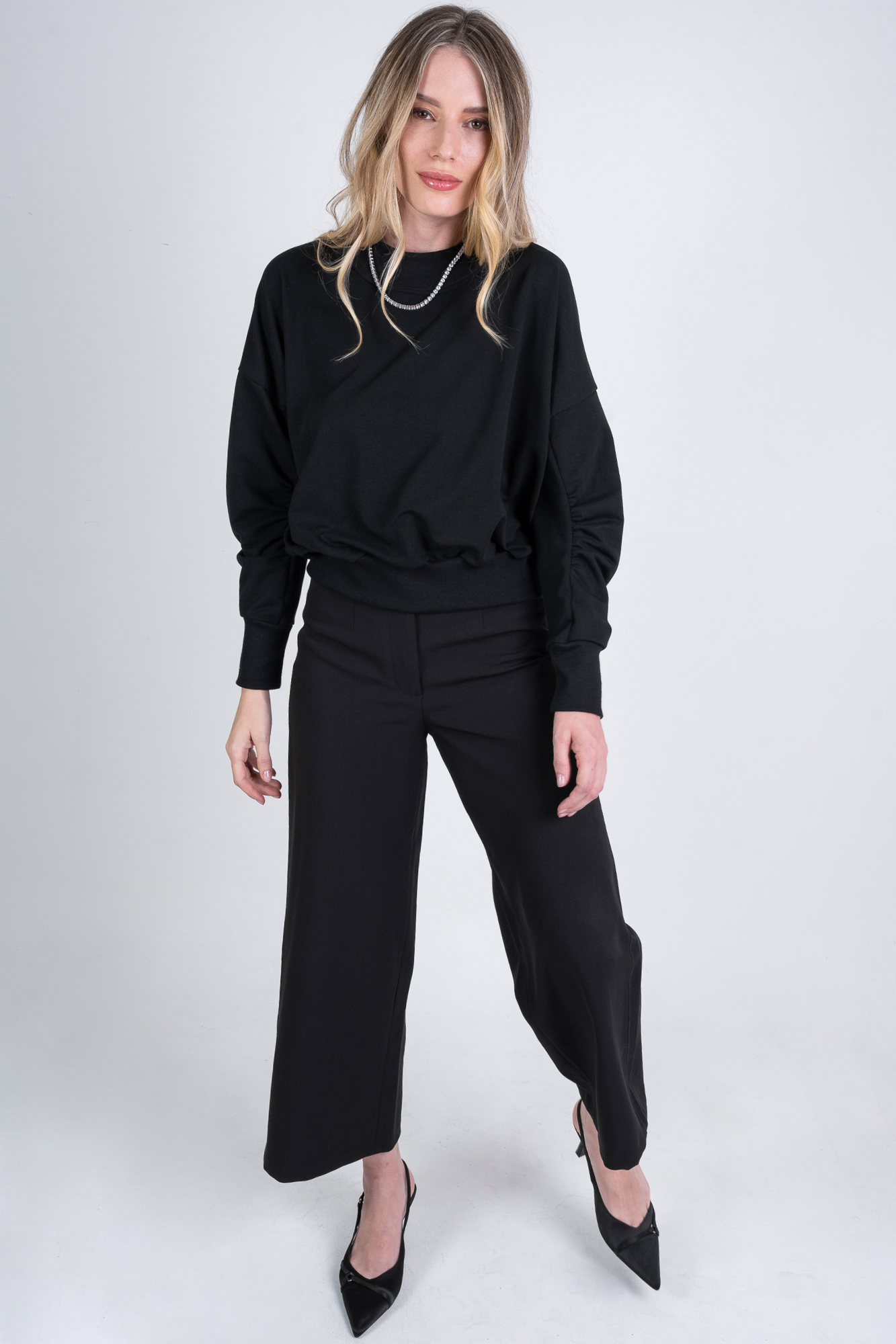 Moletom Moon Manga Franzida Preto