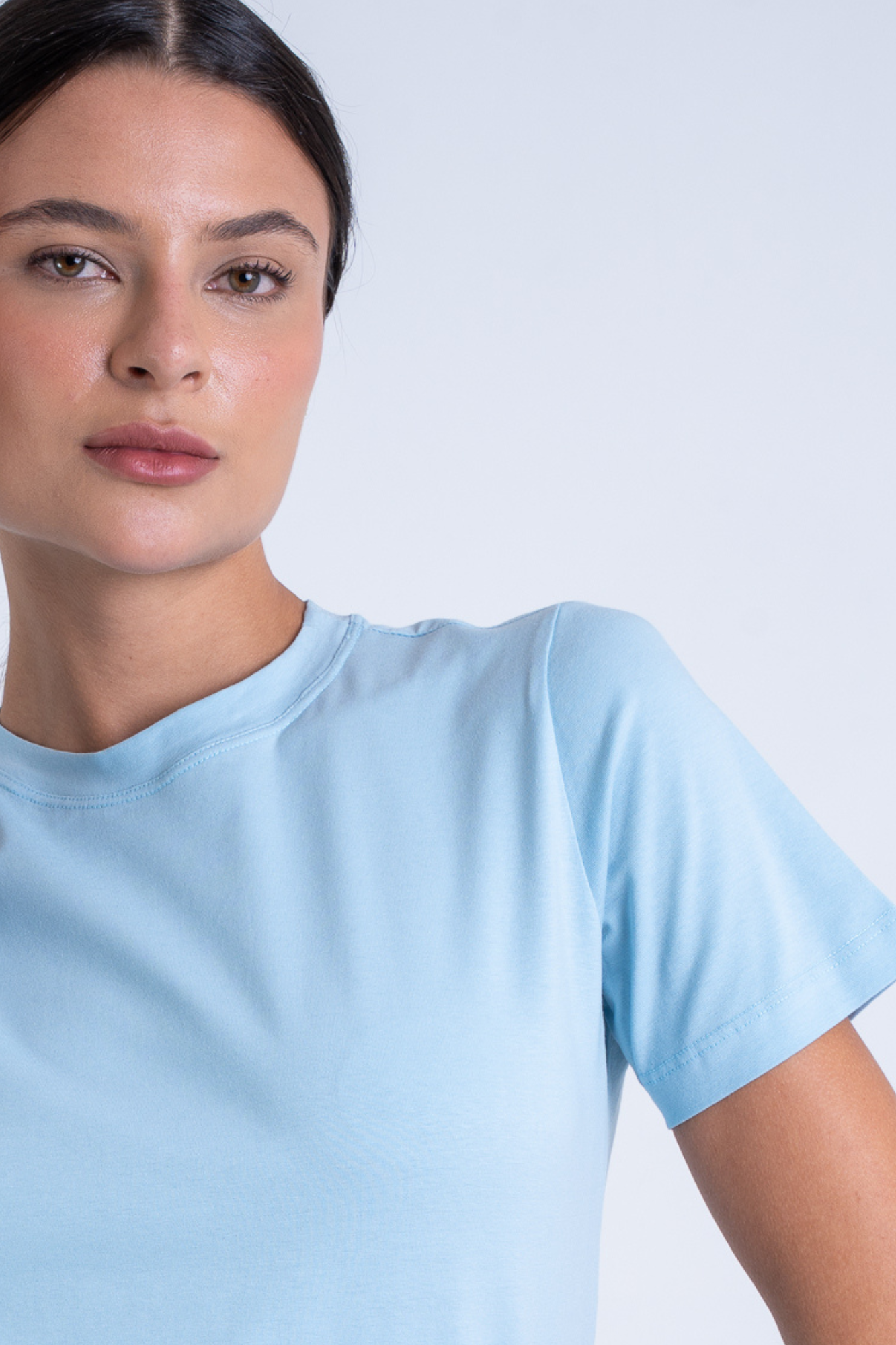 Camiseta Lisa New Moon Gola O Azul Céu