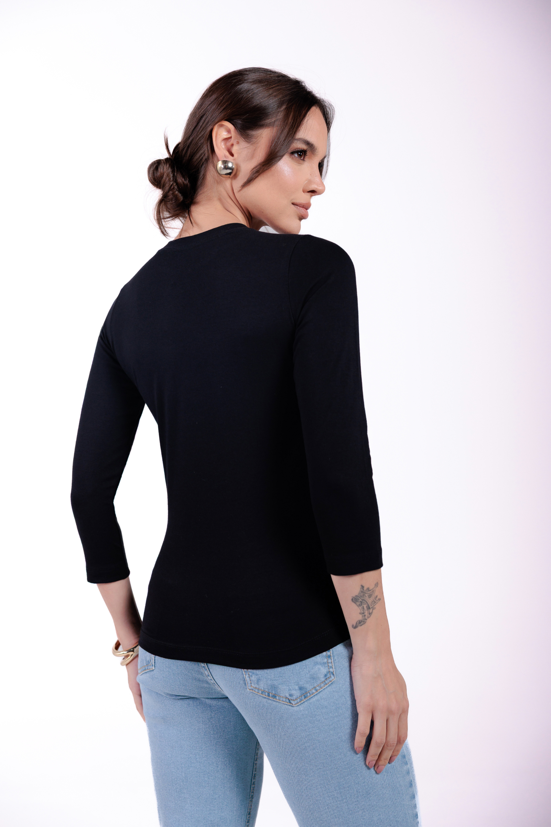 Camiseta 7/8 Gola O Preta