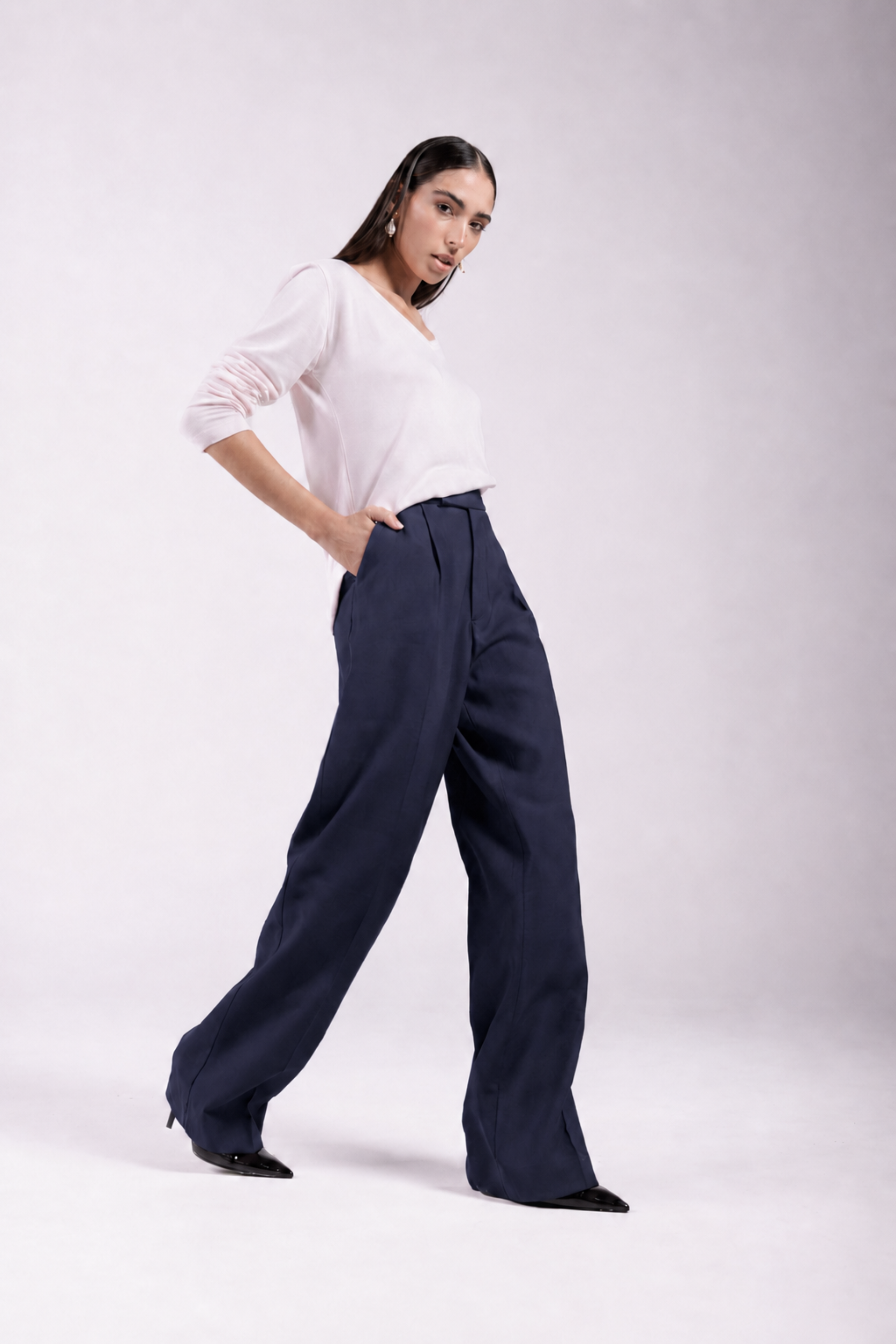 Calça Alfaiataria Moon Azul Marinho