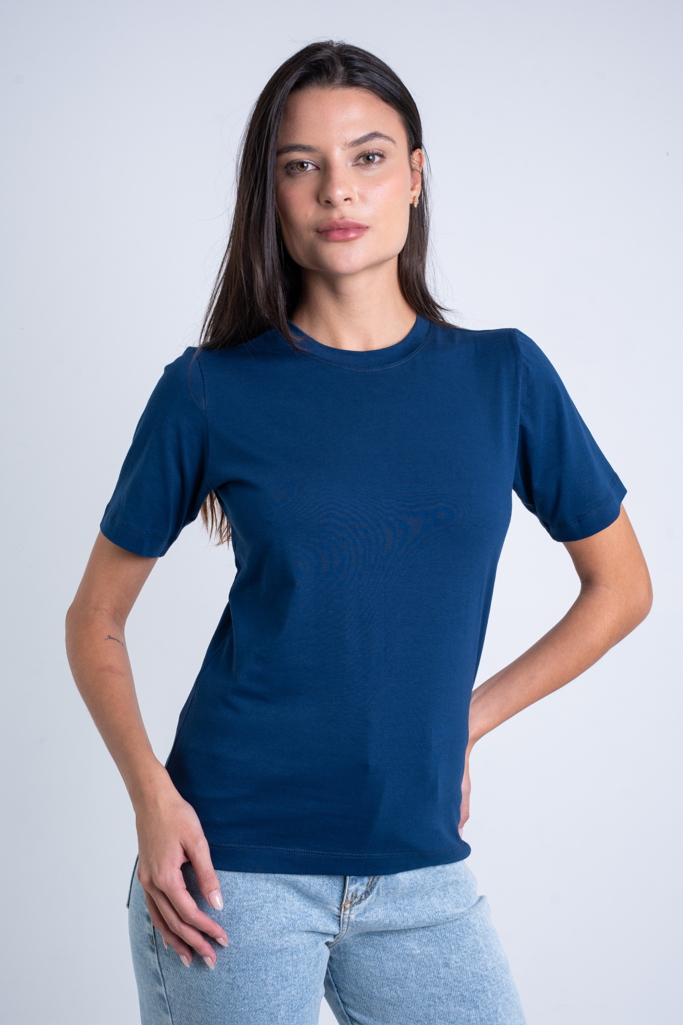 Camiseta Lisa New Moon Gola O Marinho