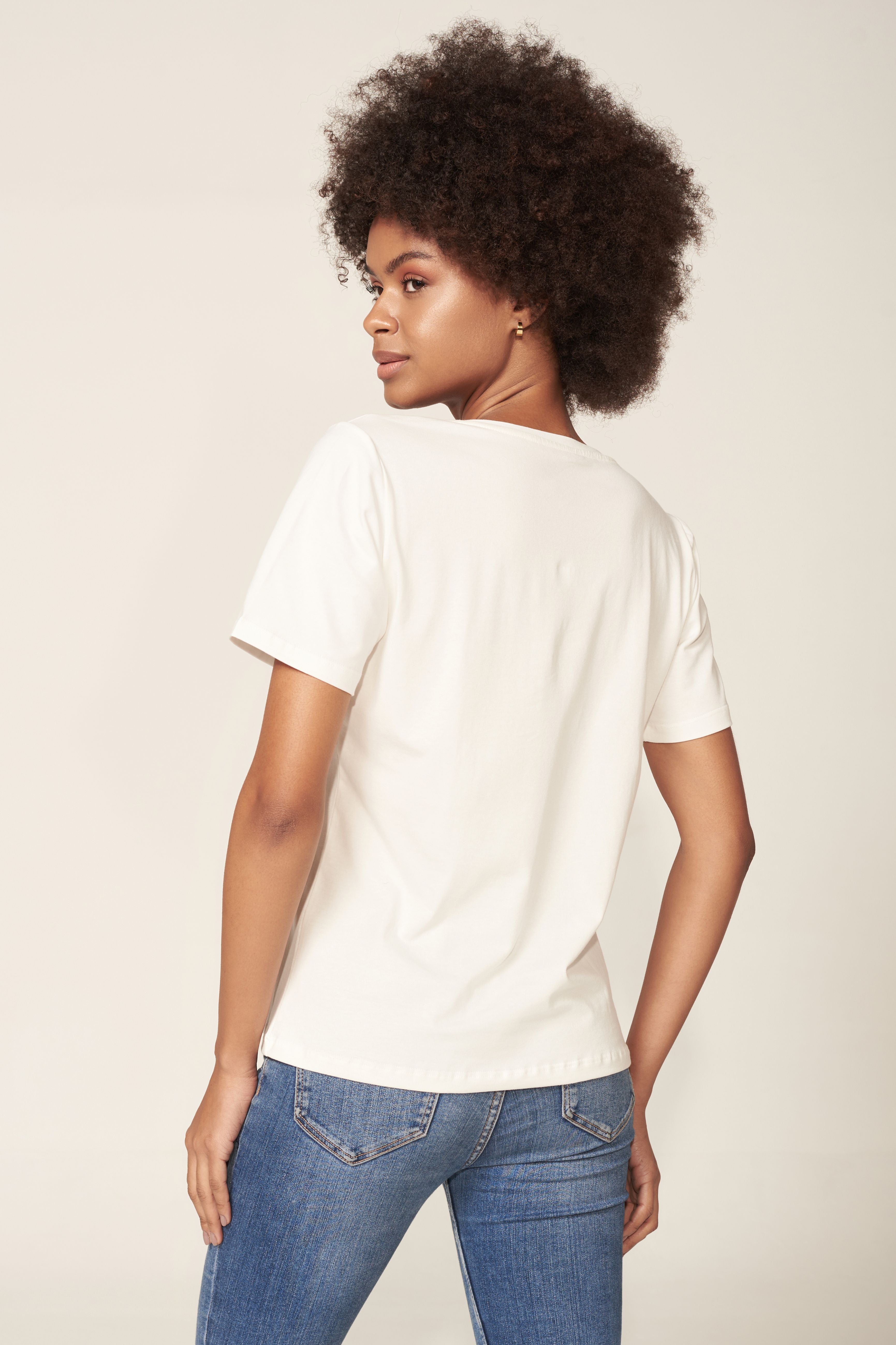 Camiseta Essential Moon Basics Gola V Off-white