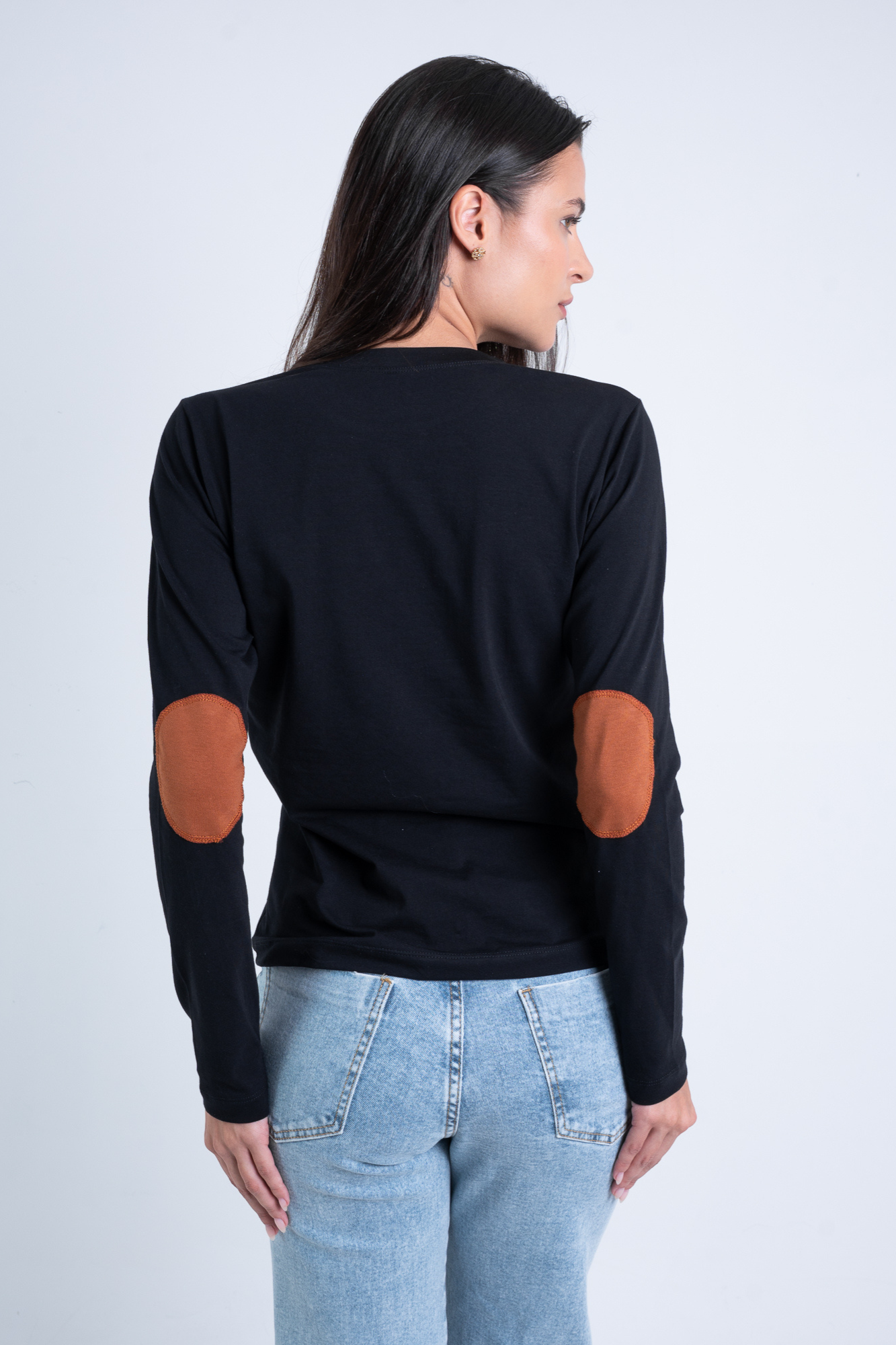 Blusa com Cotoveleira Moon Gola O Preta
