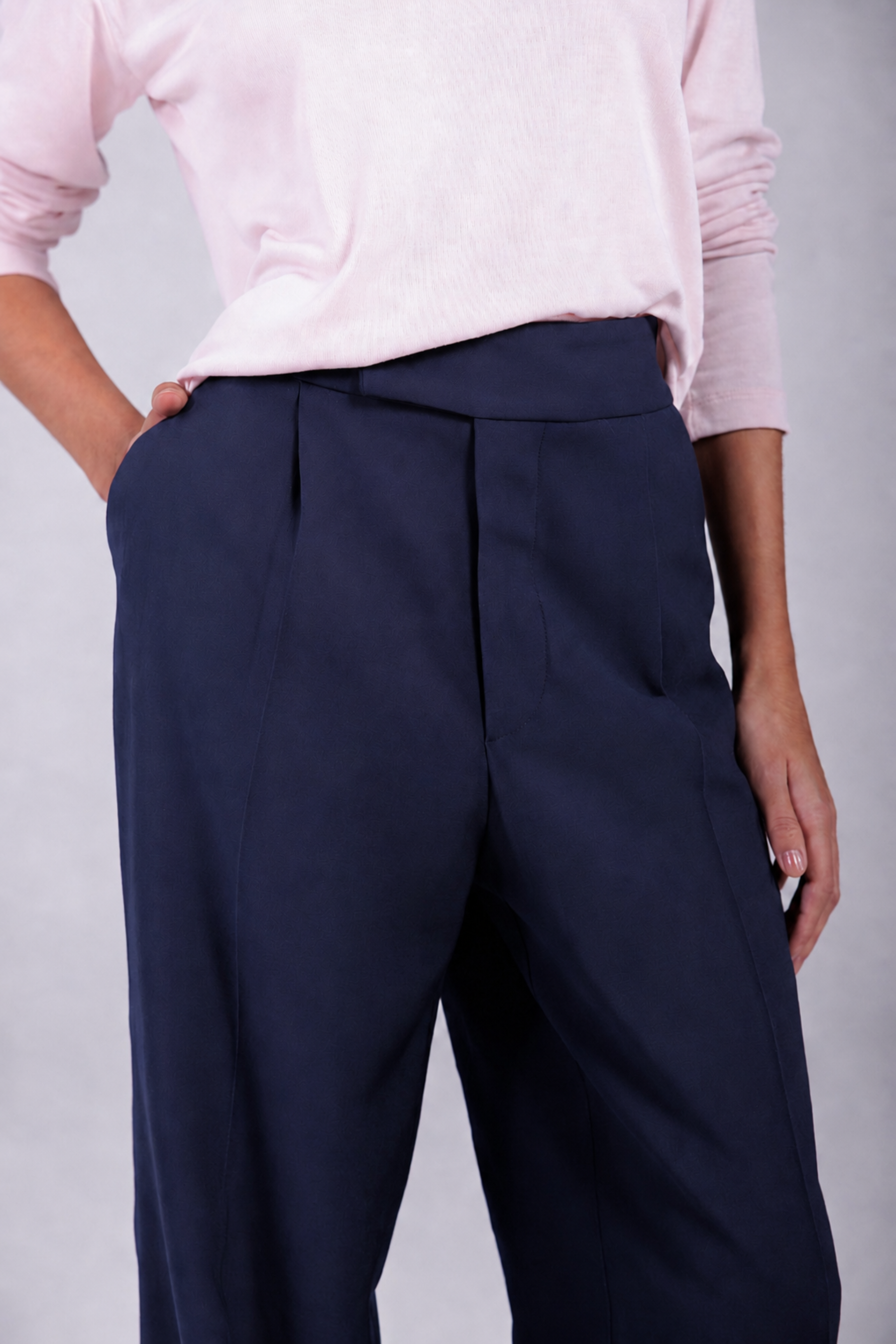 Calça Alfaiataria Moon Azul Marinho