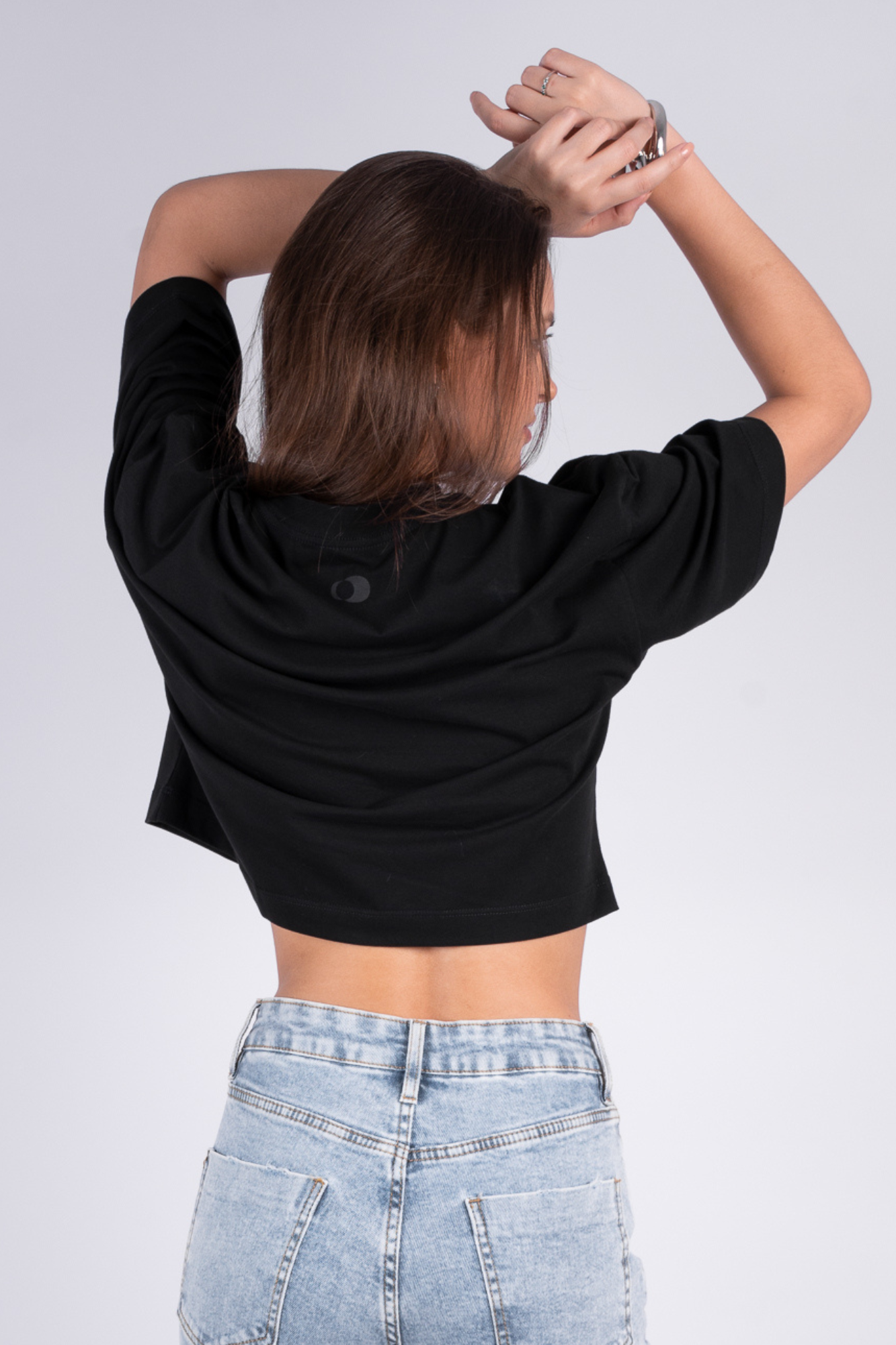 Camiseta Cropped Moon Gola O Preta