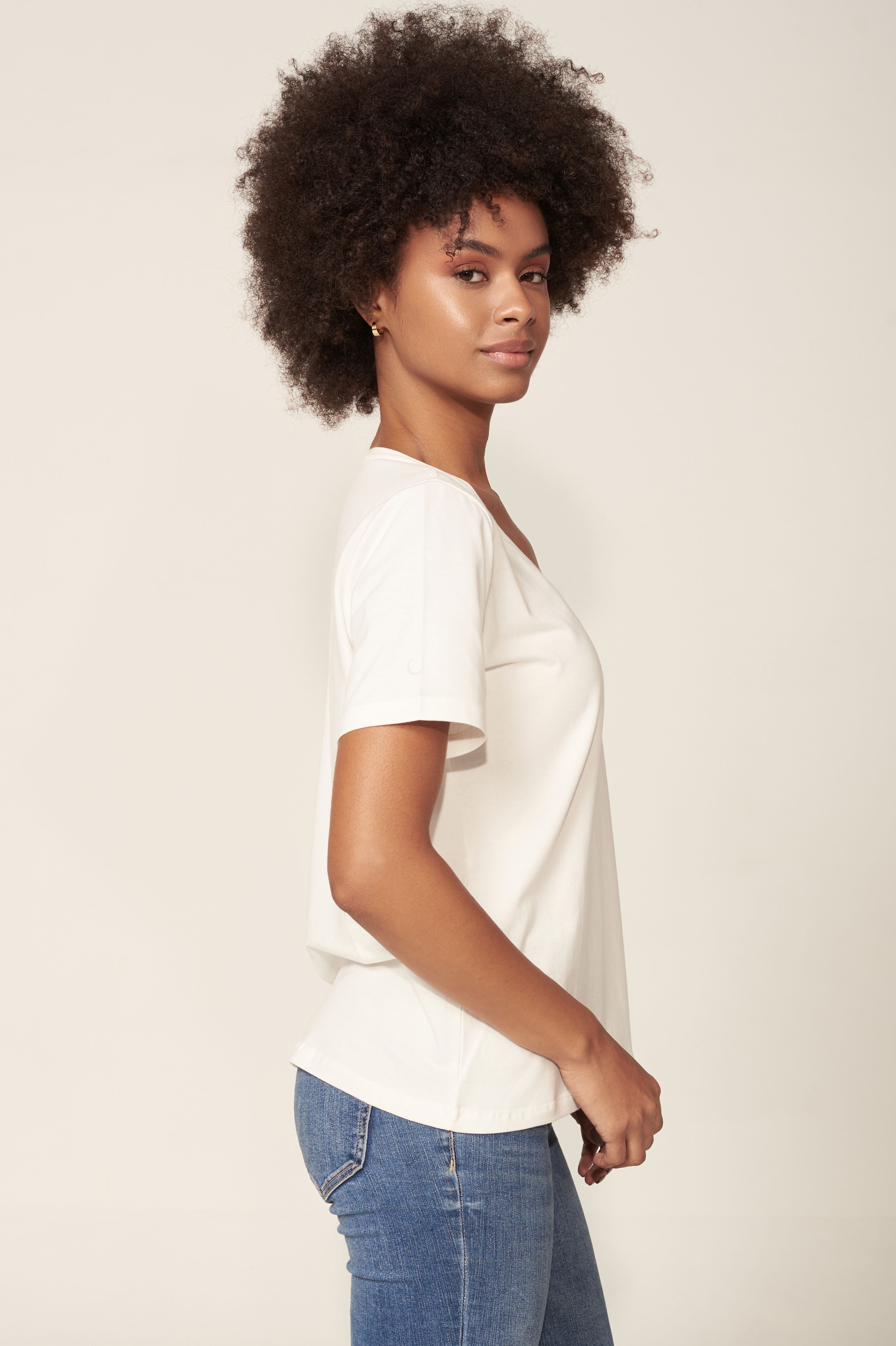 Camiseta Essential Moon Basics Gola V Off-white