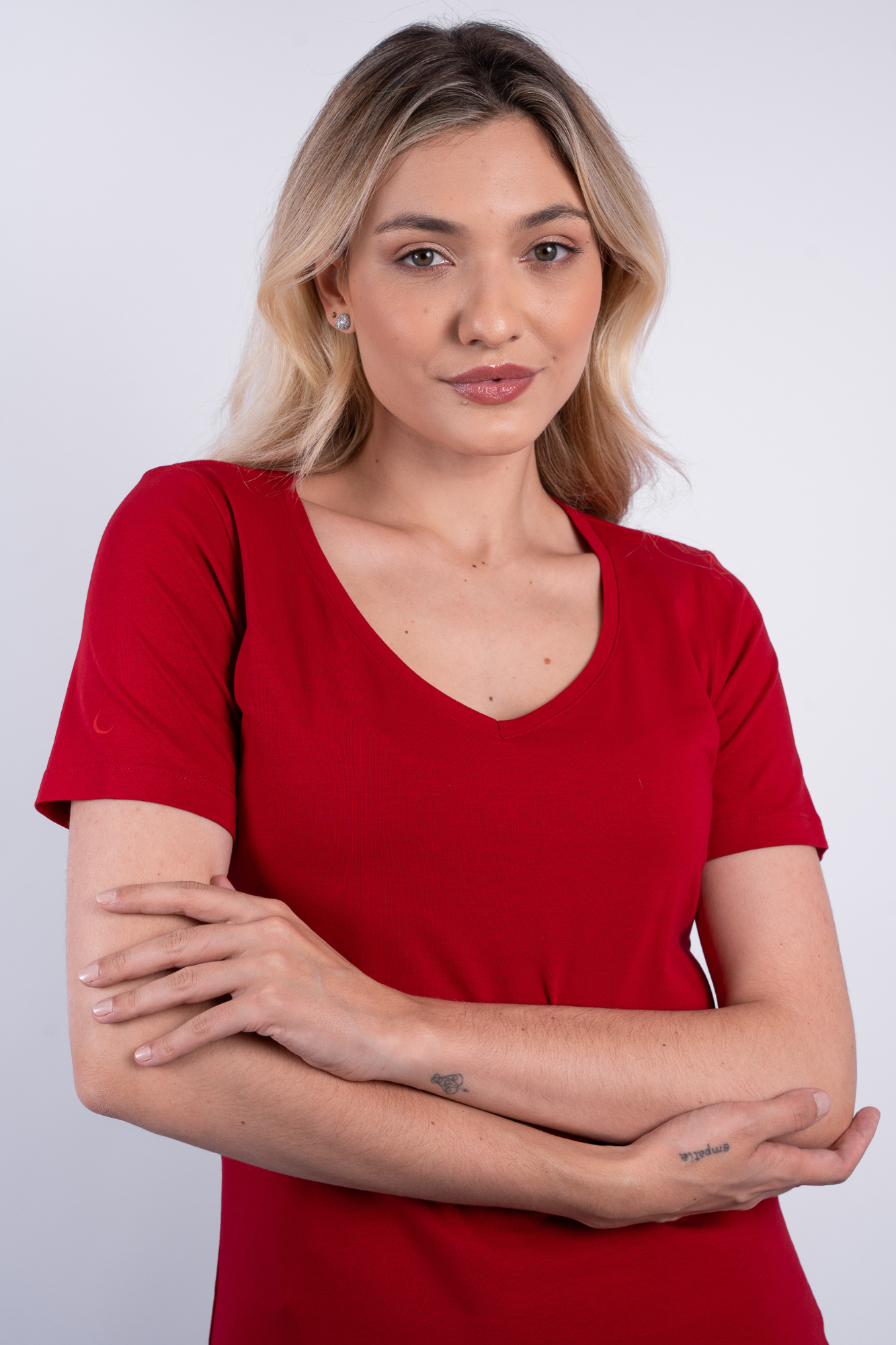 Camiseta Essential Moon Basics Gola V Vermelha