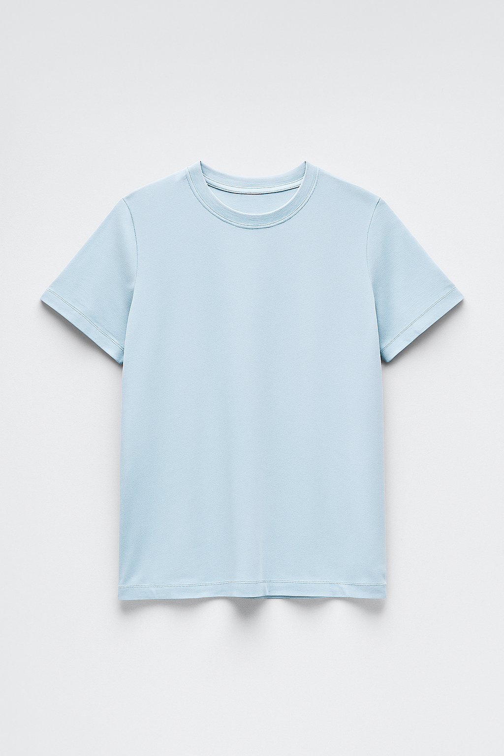 Camiseta Lisa New Moon Gola O Azul Céu