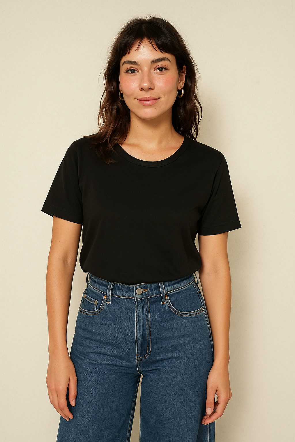 Camiseta Essential Moon Basics Gola O Preta