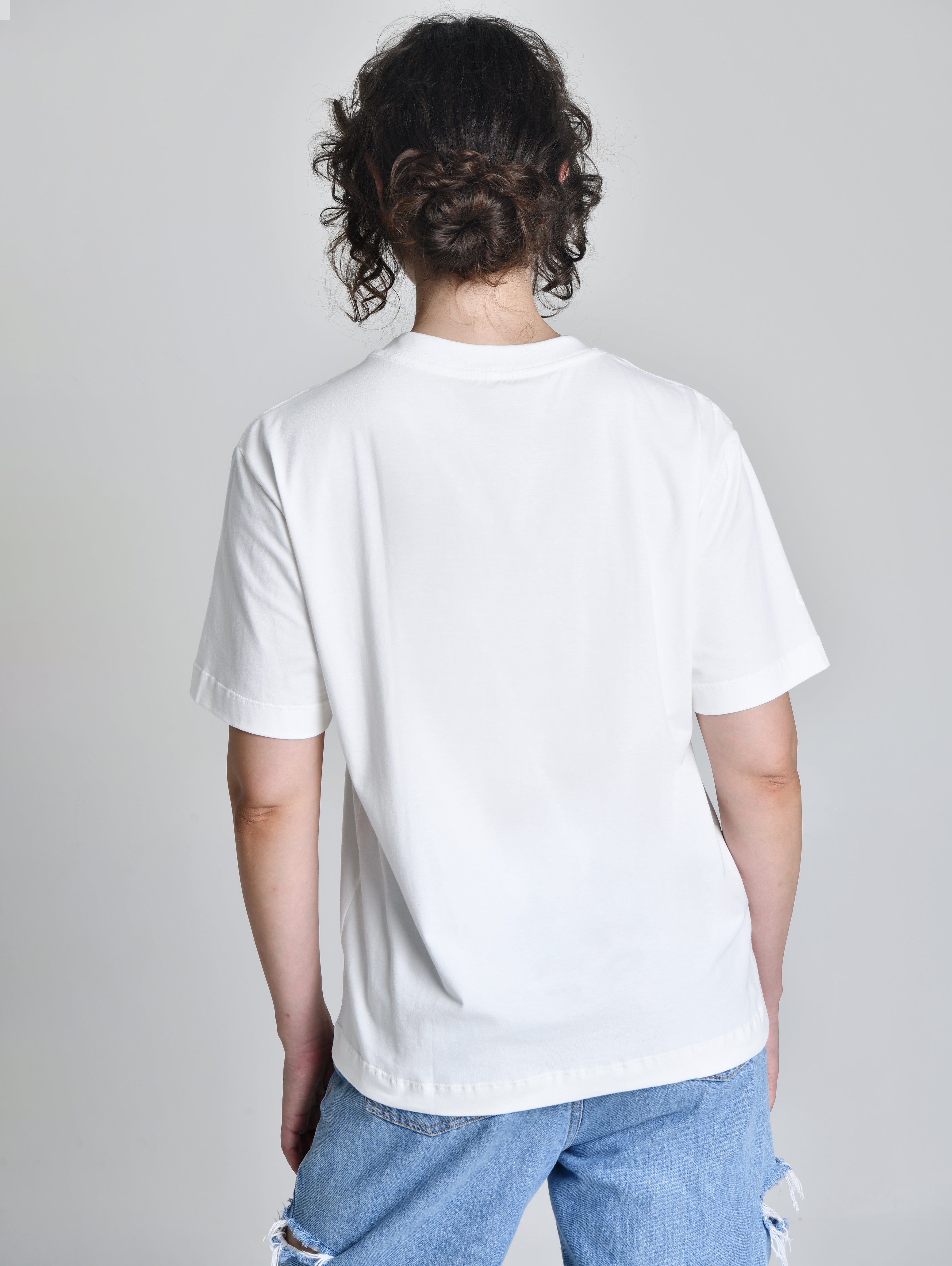 Camiseta Douz Oversized Lorena Off White