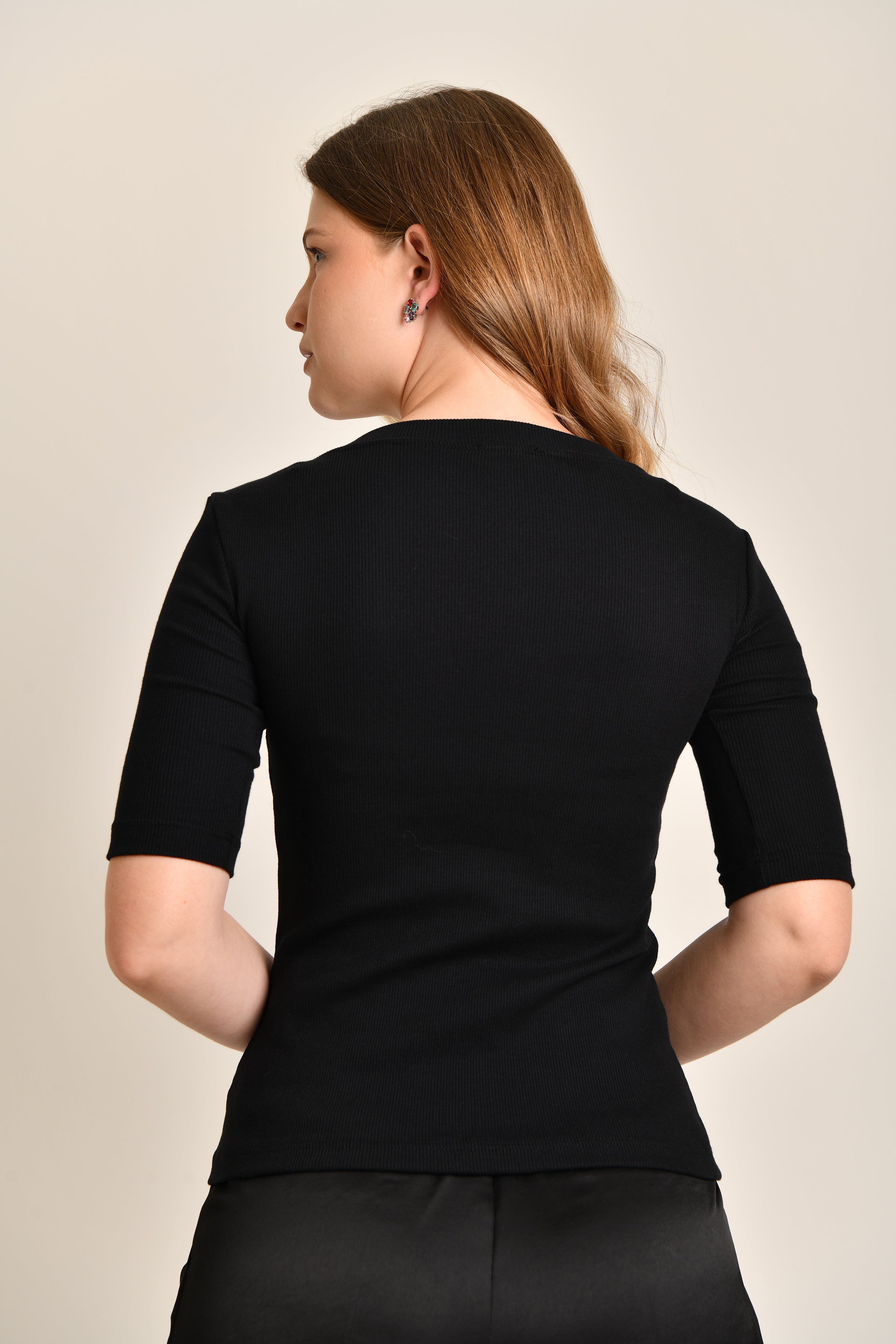 Camiseta Douz Roberta 3/4 Canelada Preta