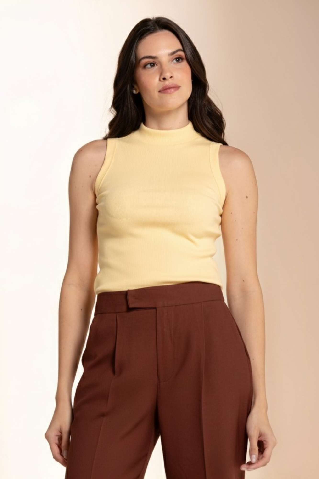 Regata Canelada Moon Gola Alta Amarelo Manteiga