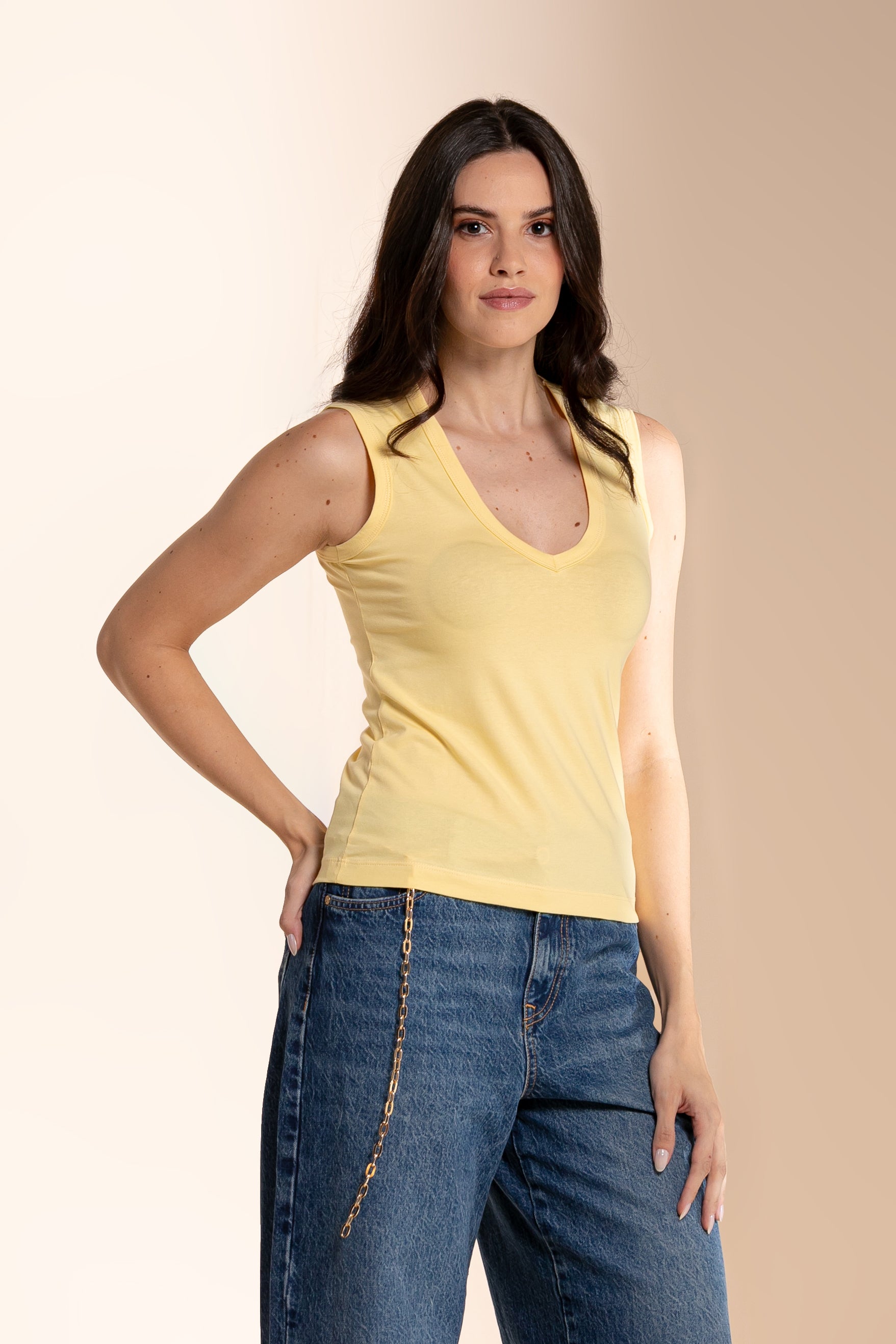 Regata Lisa Moon Gola V Amarelo Manteiga