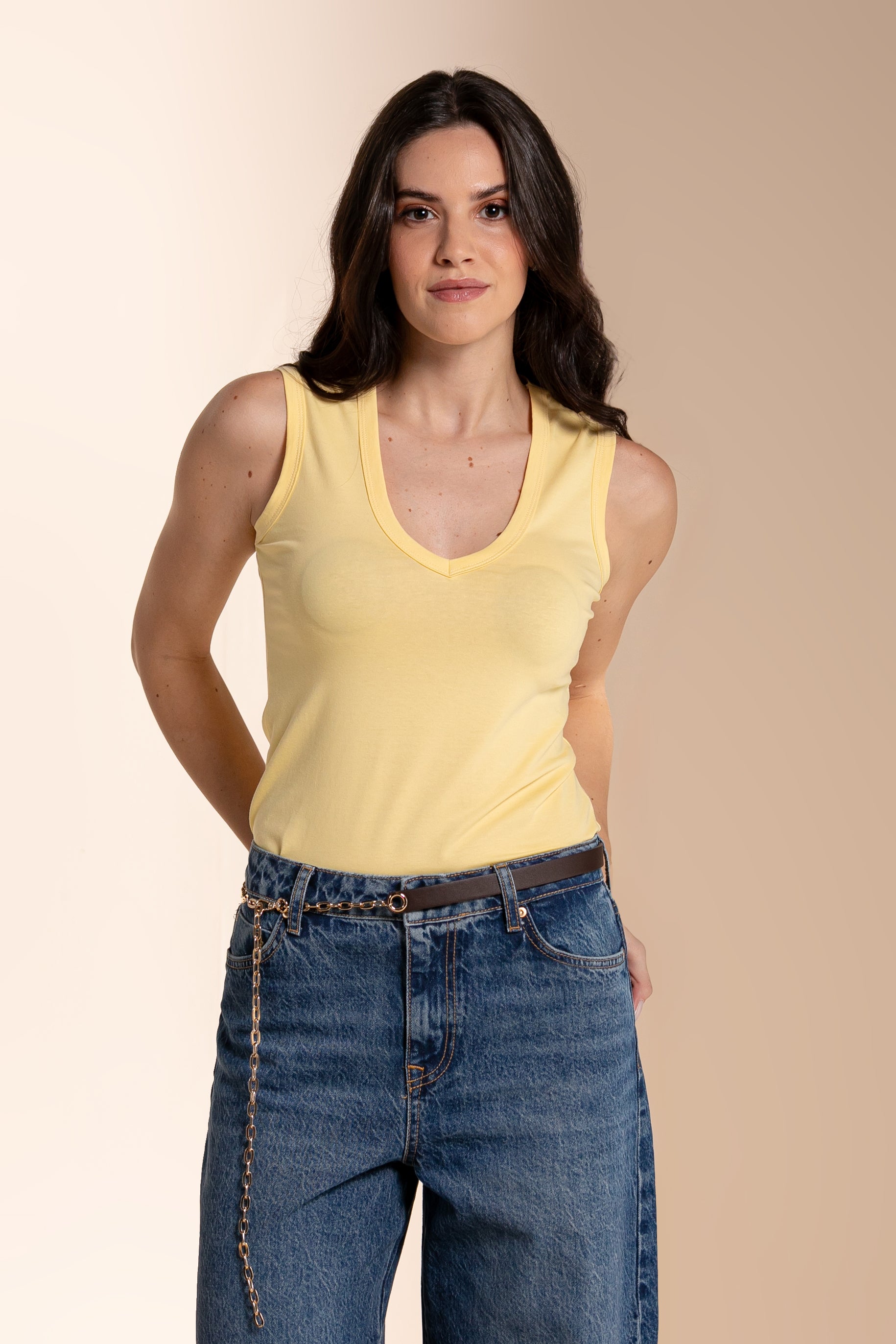 Regata Lisa Moon Gola V Amarelo Manteiga