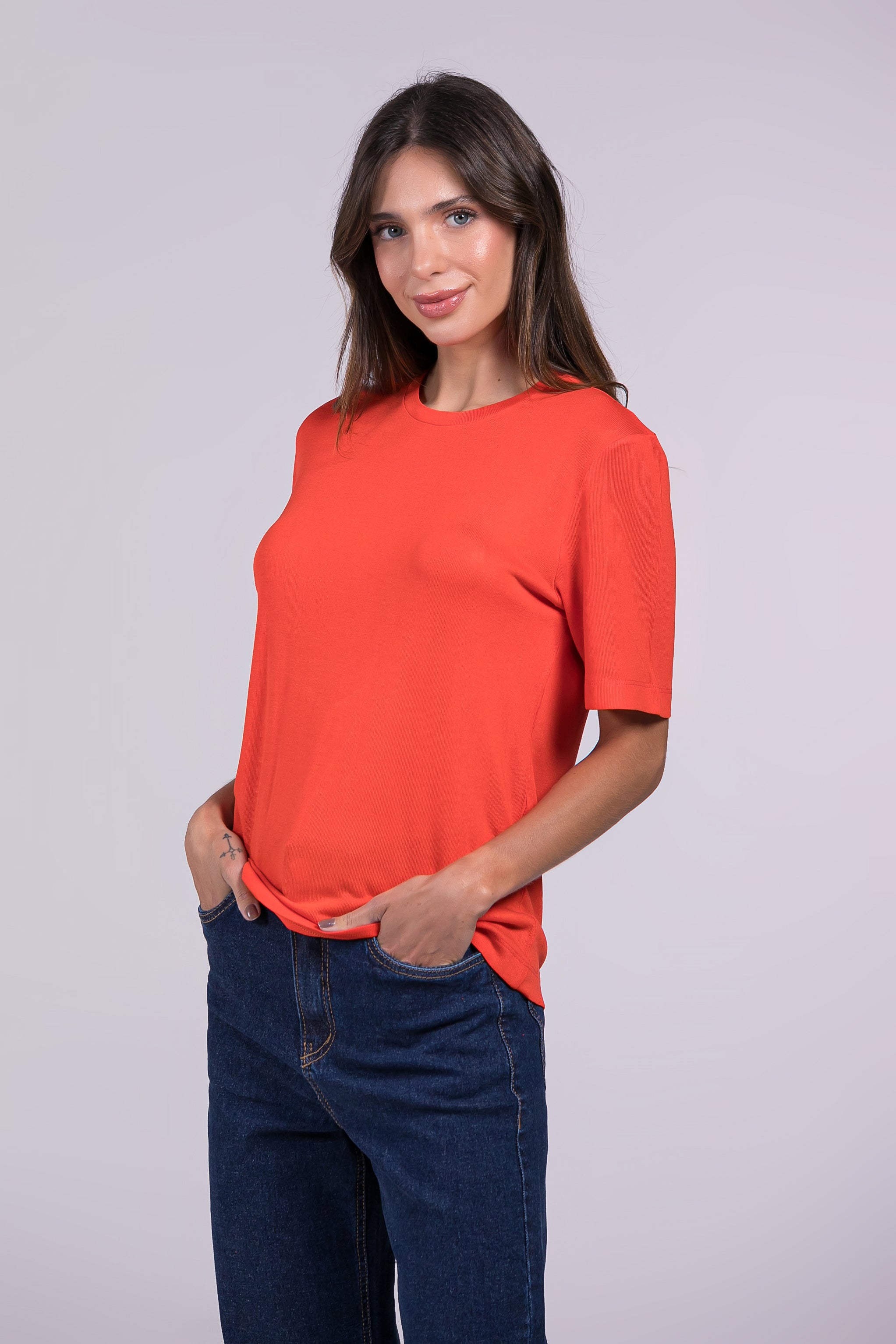 Camiseta Modal Heart Moon Vermelha