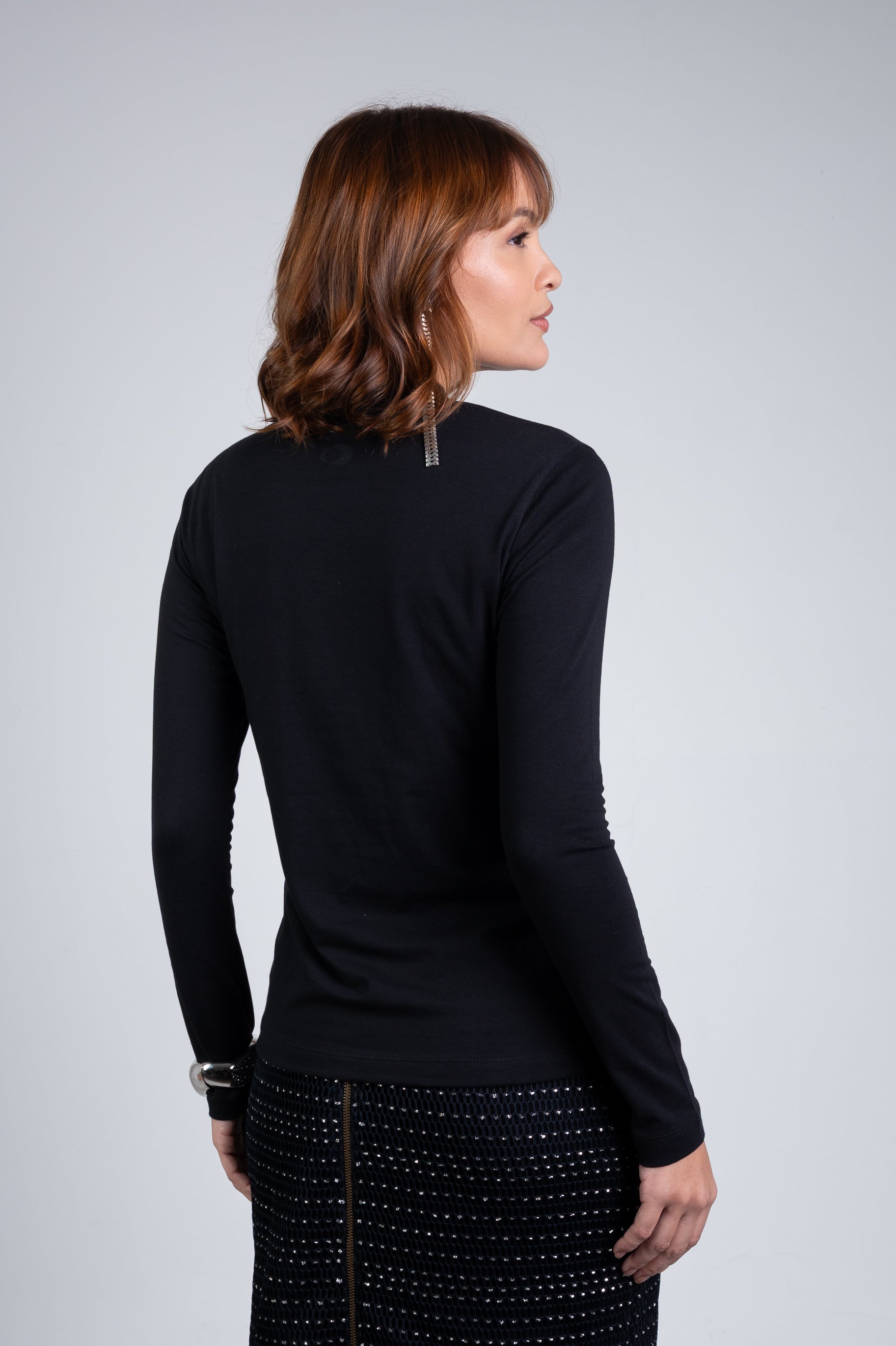 Blusa Moon Gola Média Preta