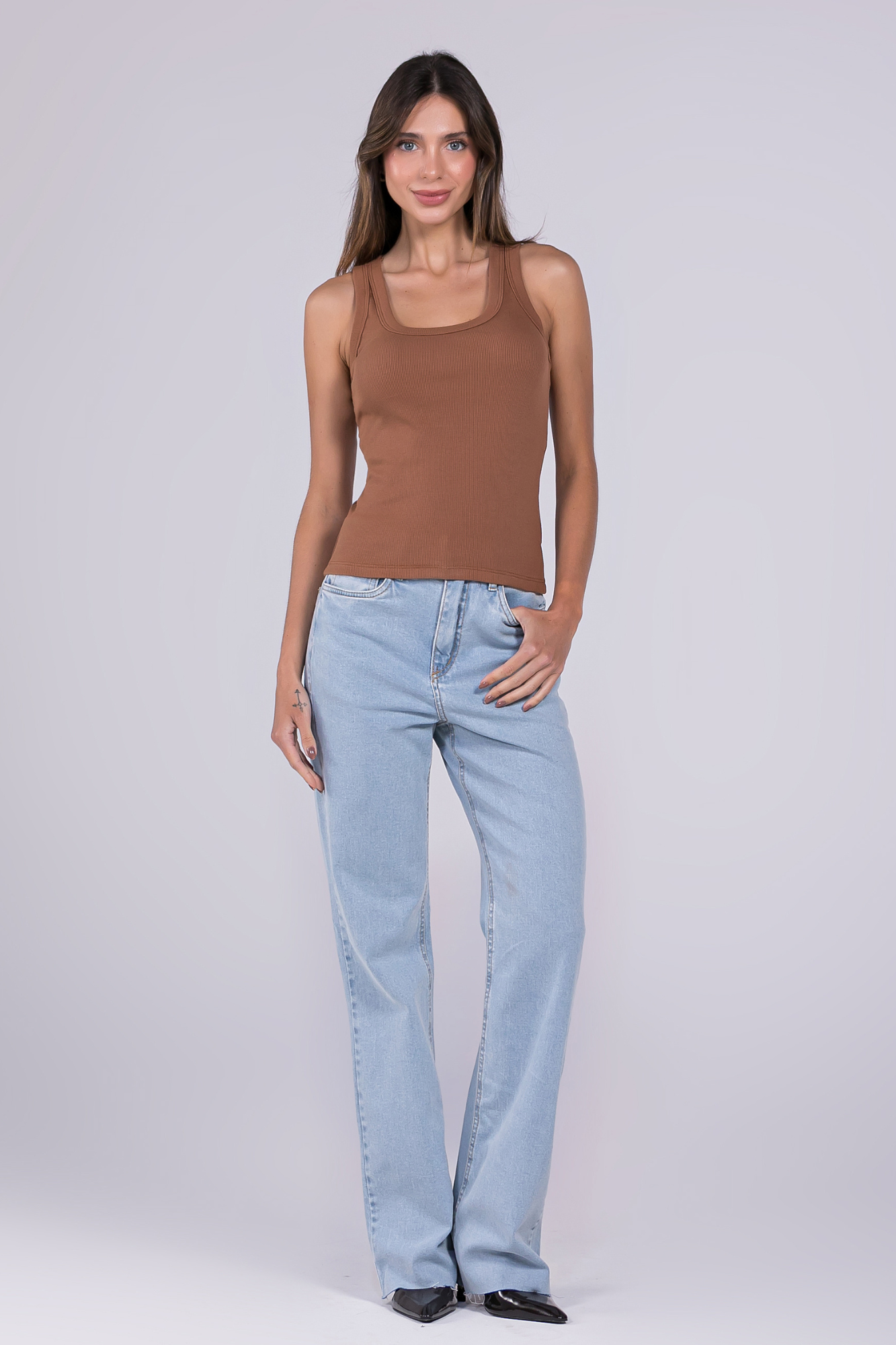 Regata Tradicional Moon Basics Gola U Marrom