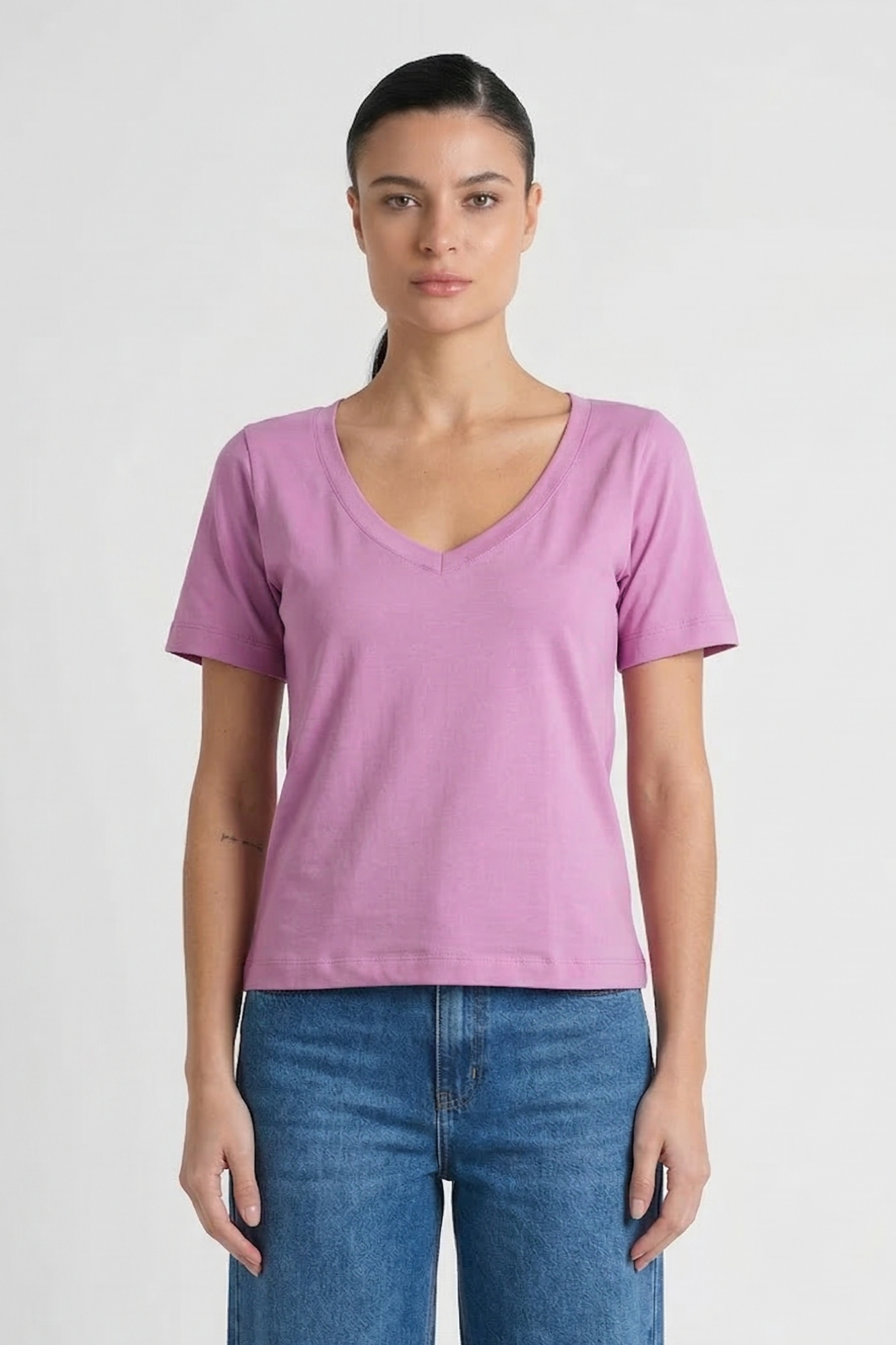 Camiseta Lisa New Moon Gola V Pink