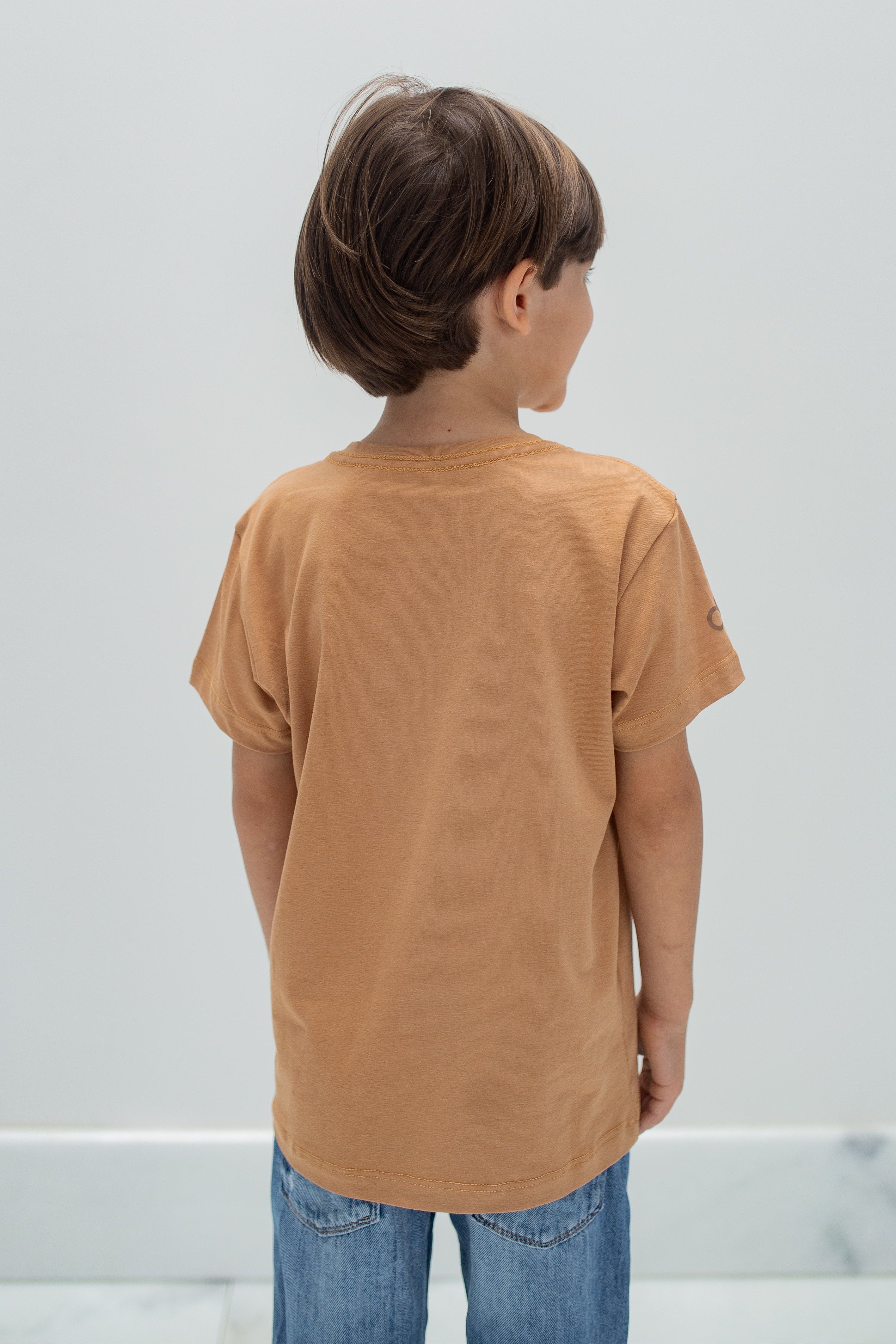 Camiseta Douz Infantil Guilherme Caramelo