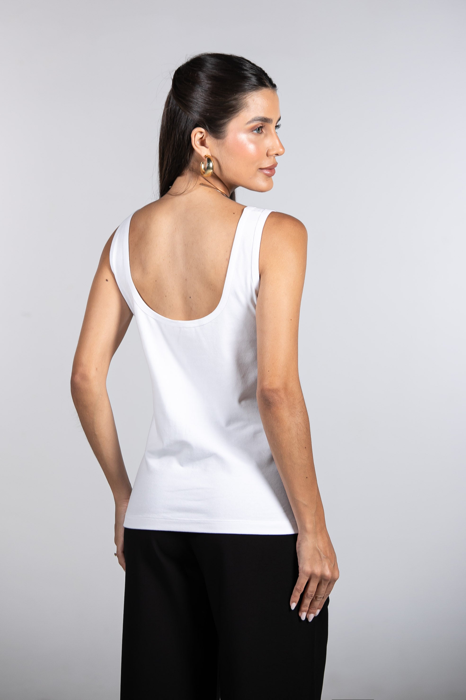 Regata Lisa Moon Decote U Branca