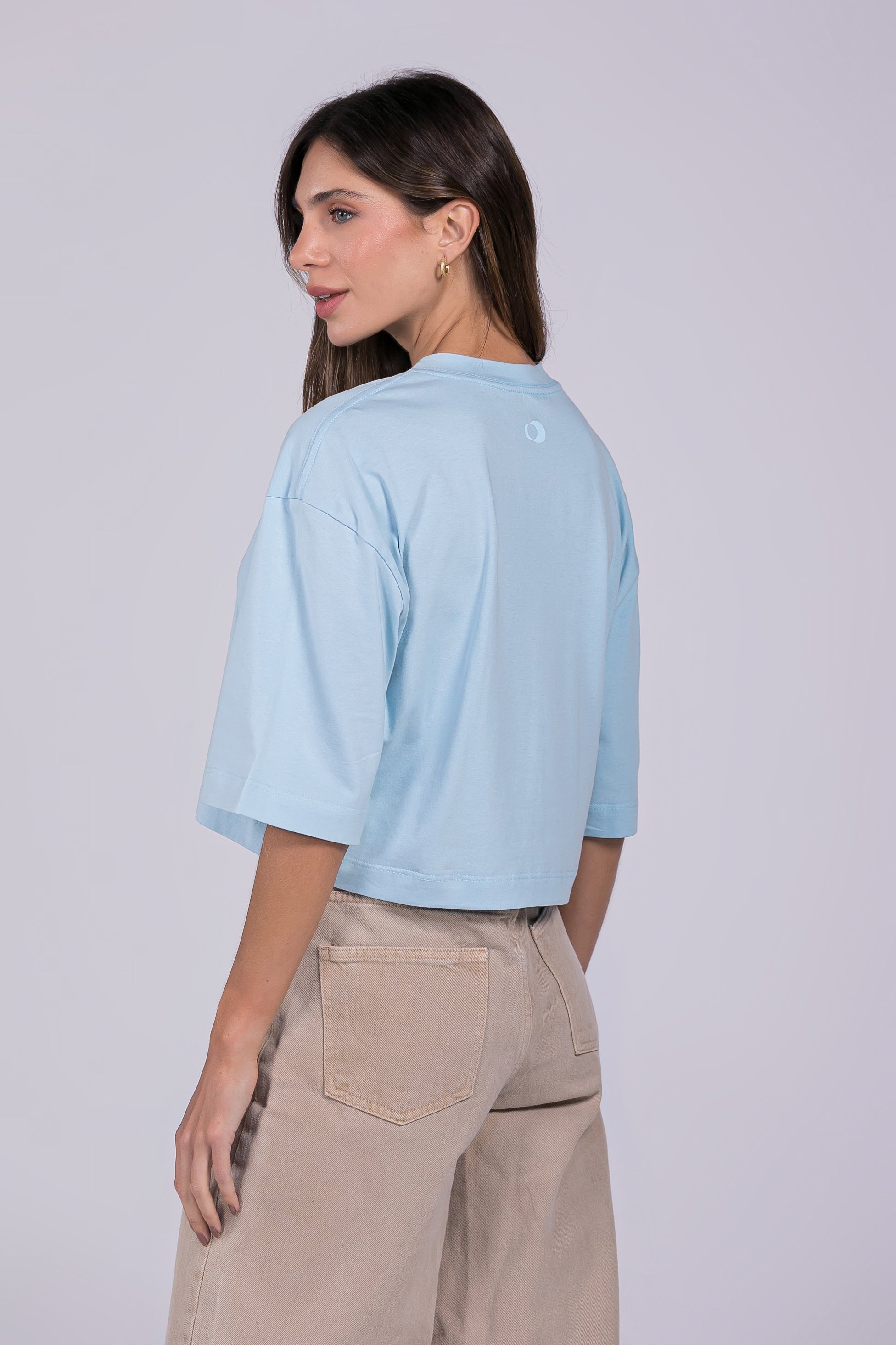 Camiseta Cropped Moon Gola O Azul Céu