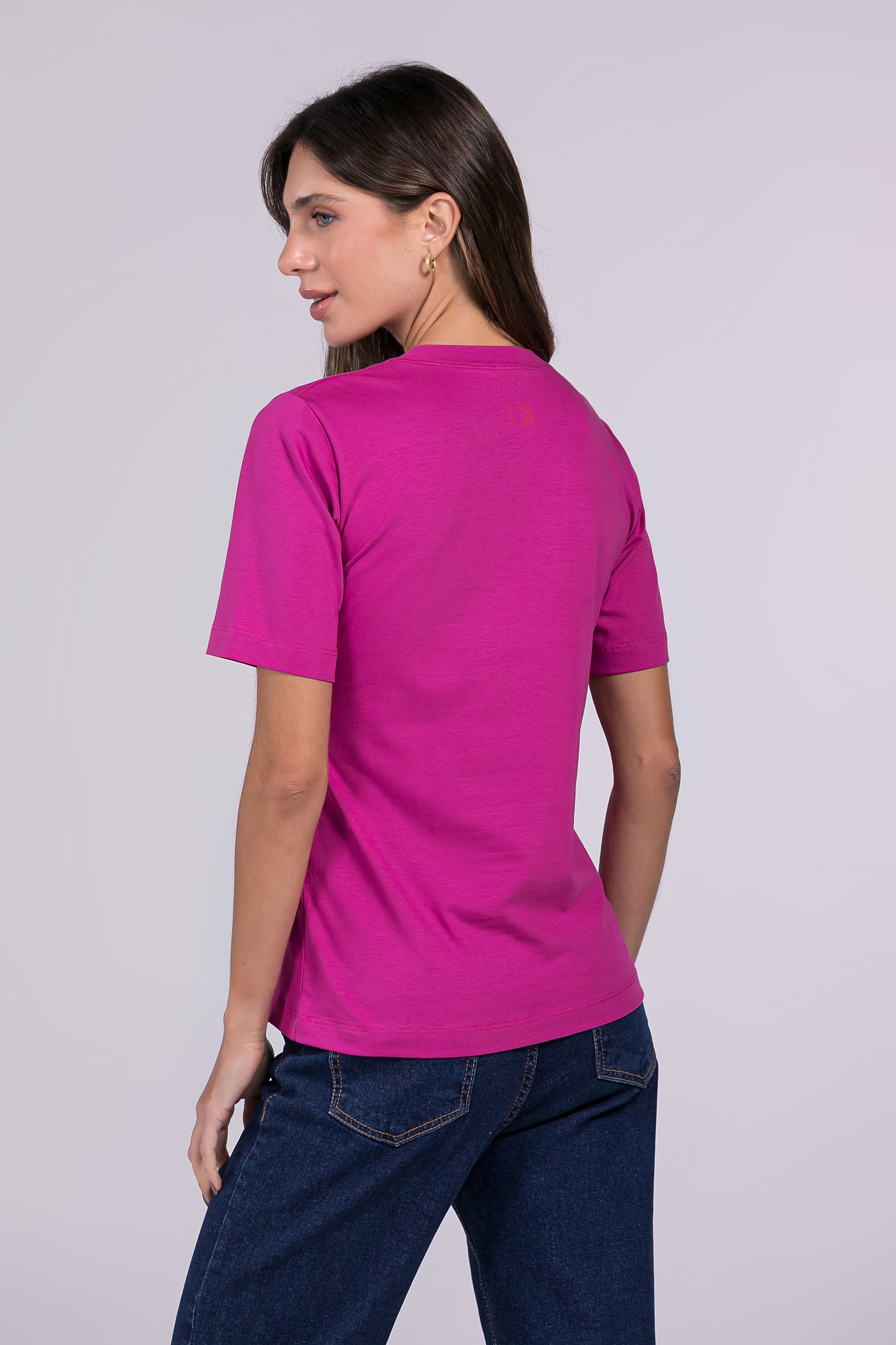 Camiseta Lisa New Moon Gola O Fúcsia